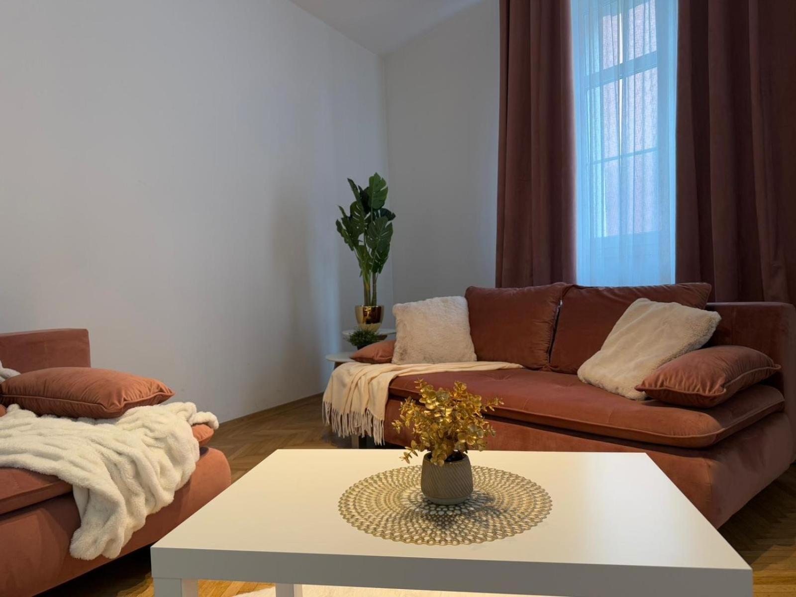 Kobiela Apartments Ktw City Center Катовице Екстериор снимка