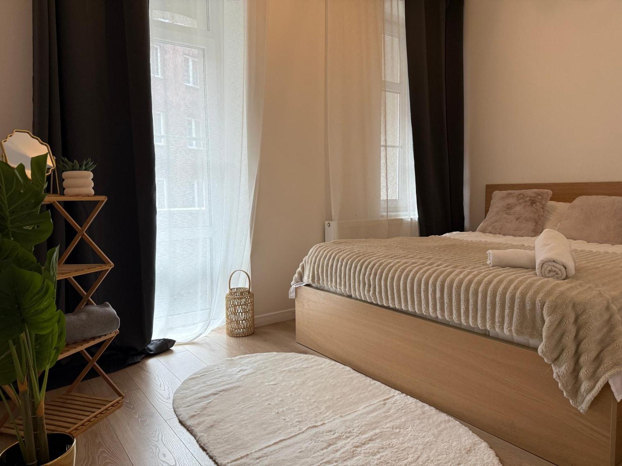 Kobiela Apartments Ktw City Center Катовице Екстериор снимка